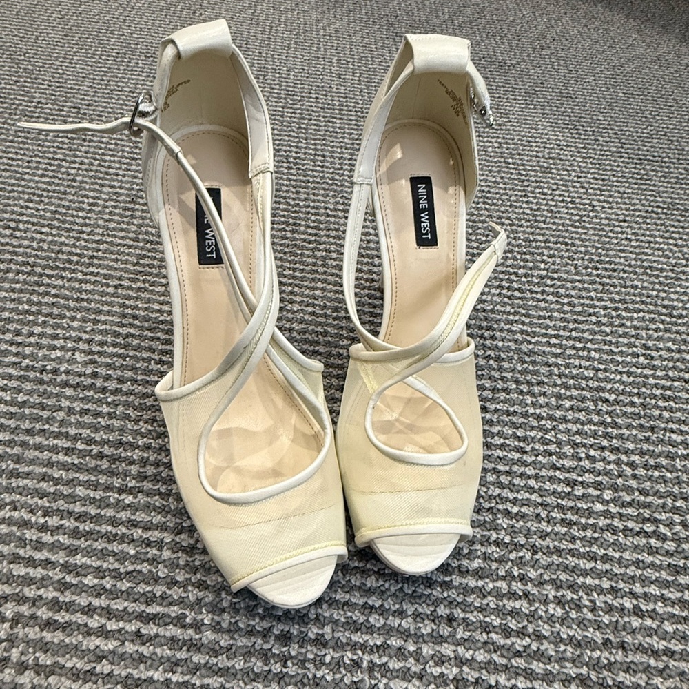 Nine west white platform heels